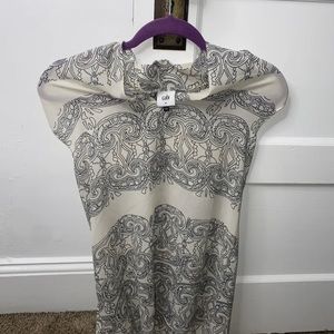 Cabi 3091 Scrollwork Tunic Beige Black Sleeveless Top Blouse Womens Size XS